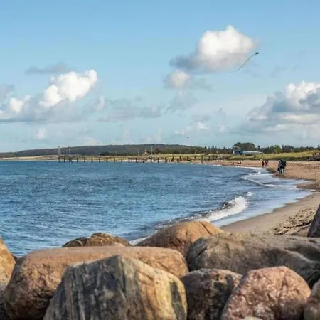 Apartment Moderne In Graal-mueritz, Strandnah