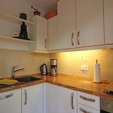 Moderne In Graal-mueritz, Strandnah *