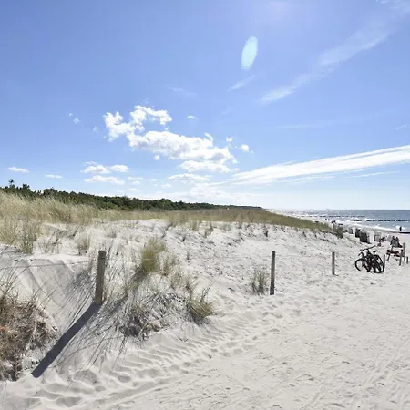 Moderne In Graal-mueritz, Strandnah *